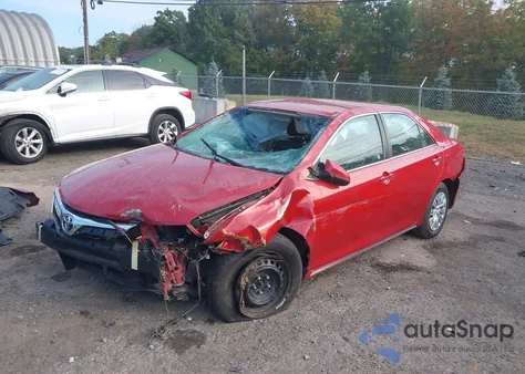 2014 Toyota Camry Le из США, поврежденный, VIN 4T4BF1FK9ER366210